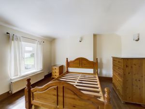 Bedroom- click for photo gallery